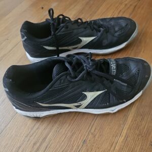 Mizuno Wave Lightning Volleyball Shoes